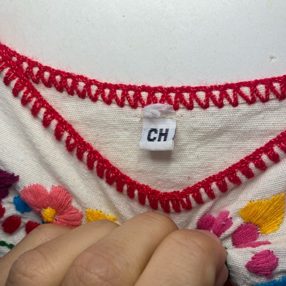 Hand Embroidered Dress from Mexico - Picture 5 of 5